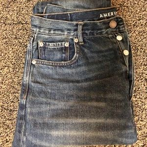 American Eagle Jeans. High rise girlfriend. Sz.10